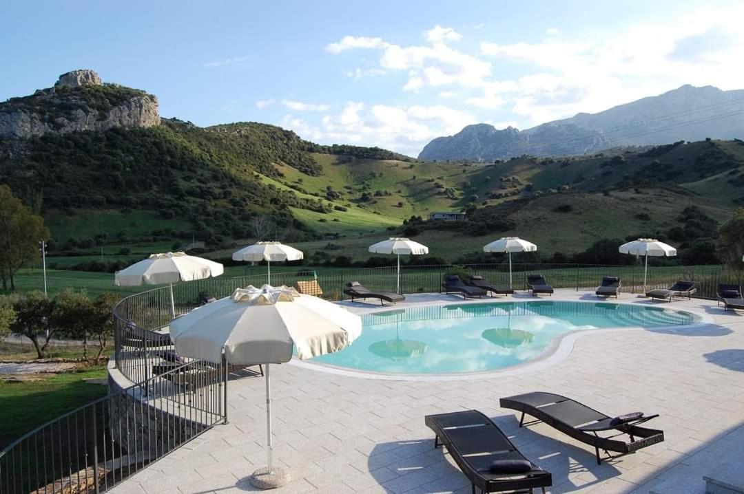 Case Vacanze Nioleo - Apartments And Pool Siniscola Dış mekan fotoğraf