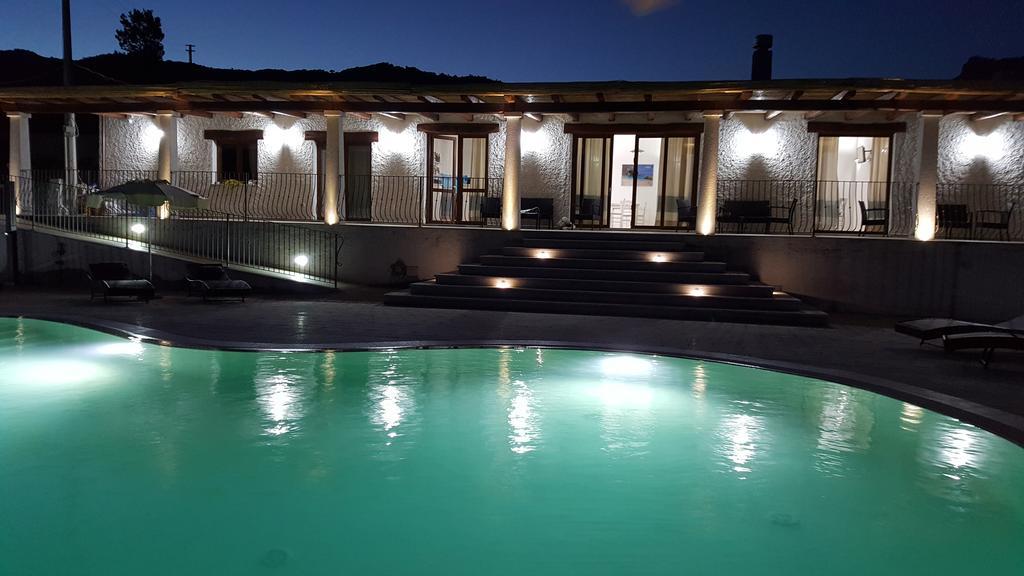 Case Vacanze Nioleo - Apartments And Pool Siniscola Dış mekan fotoğraf