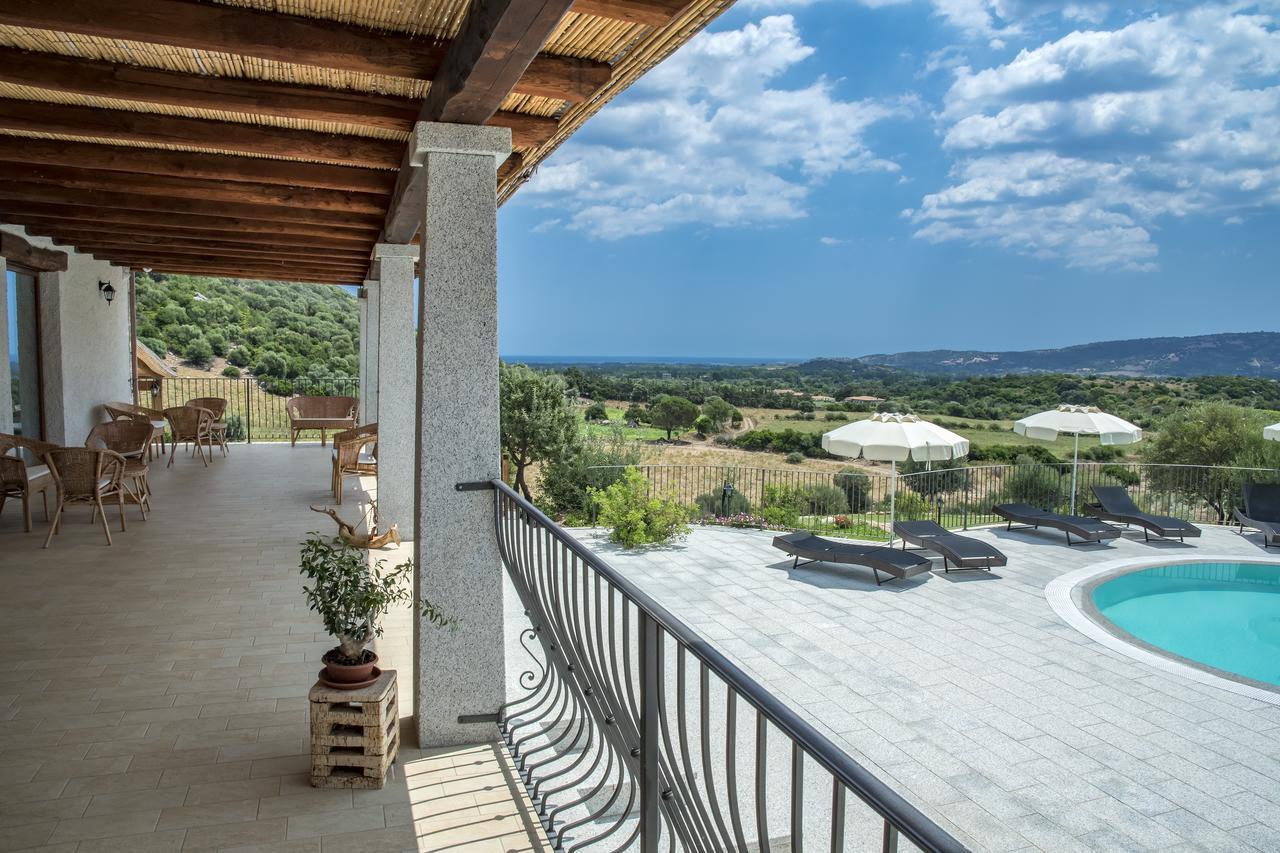 Case Vacanze Nioleo - Apartments And Pool Siniscola Dış mekan fotoğraf