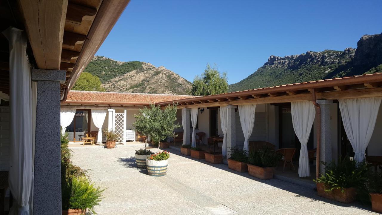 Case Vacanze Nioleo - Apartments And Pool Siniscola Dış mekan fotoğraf